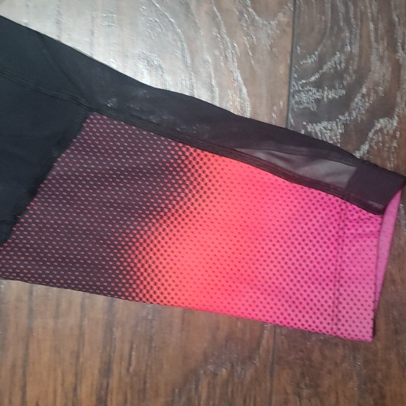 Lumo Run Leggings - Picture 4 of 11